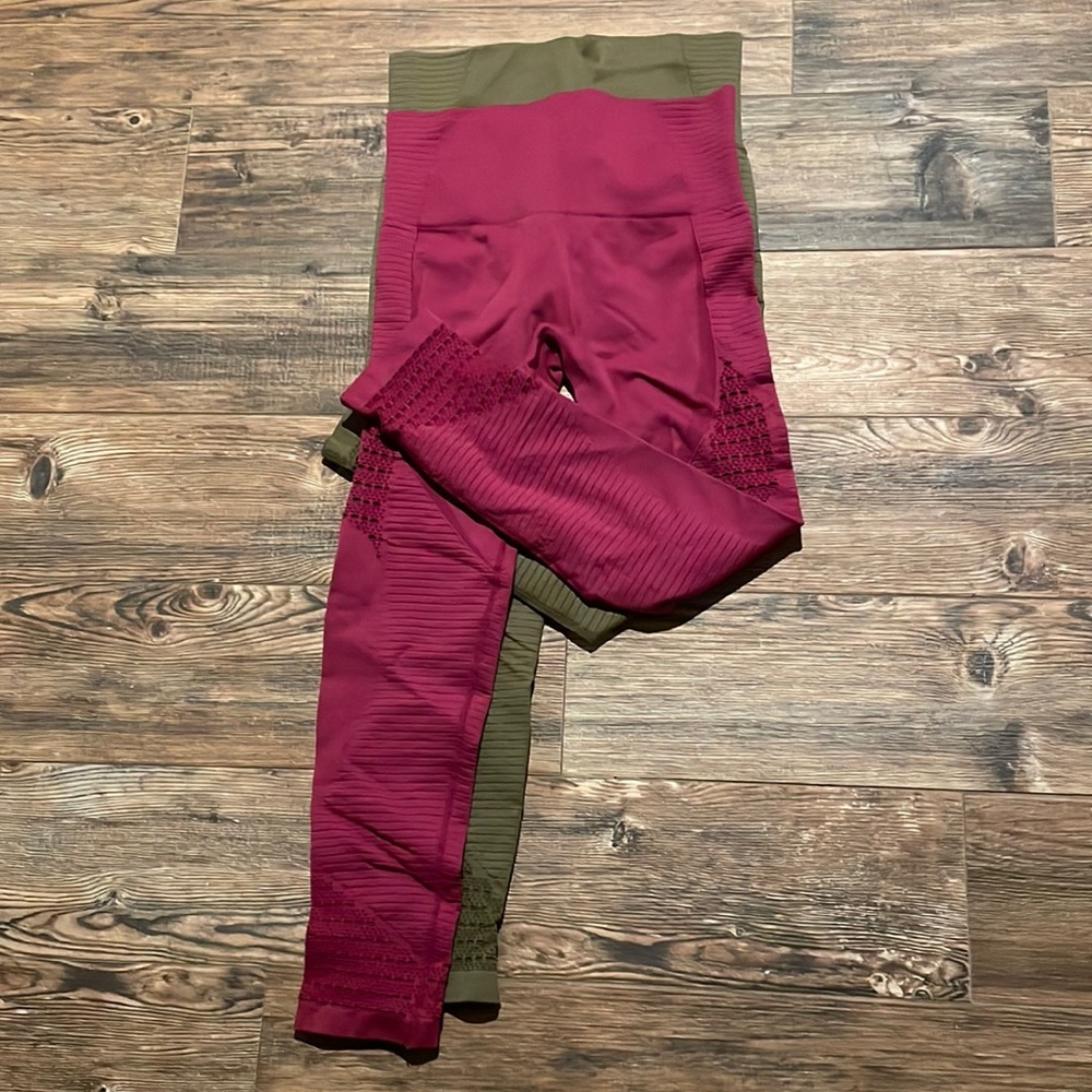 Workout yoga leggings control top size L